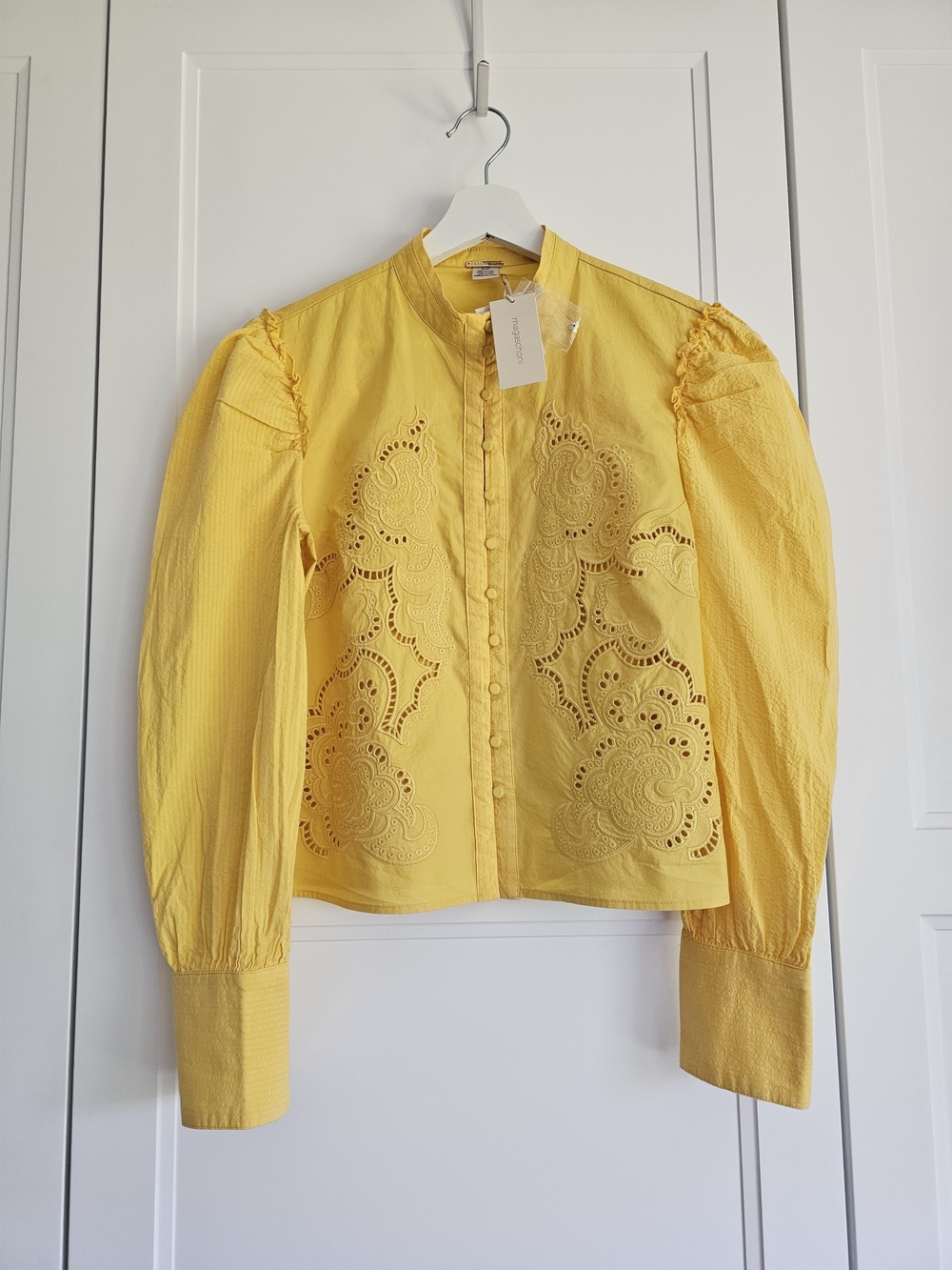 Magaschoni Yellow Eyelet Embroided Button Blouse Mockneck Puff Sleeves NWT $168